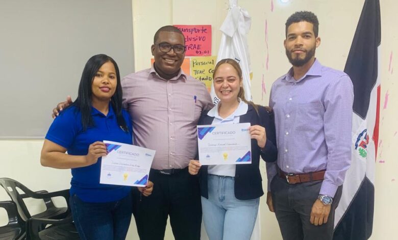 Educación capacita al personal de TRAE de la Regional 03, Azua en transporte inclusivo