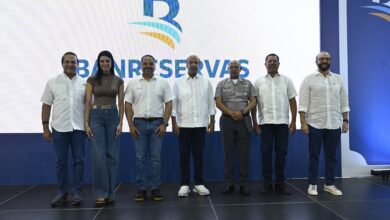 Banreservas lleva jornada de bancarización a comunitarios del Nuevo Domingo Savio