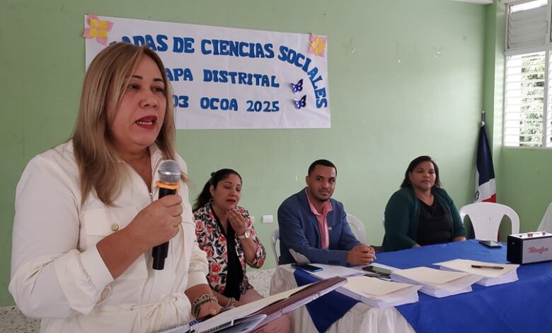 Escritora Ocoeña expresa ningún estudiante puede ser capaz de avanzar sino lee
