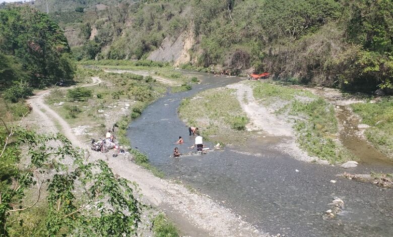 Provincia de Ocoa está tranquila este sábado Santo; se observa gran flujo de vehículos que llegan