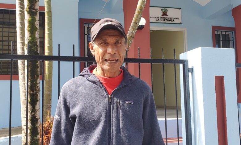 Agricultores del Rosalito denuncian el mal estado de la carretera y otros males