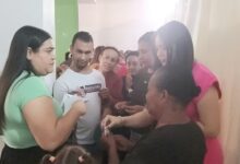 Empresario agrícola ocoeño Bolívar Diaz lleva más de 15 años entregando regalos a las madres