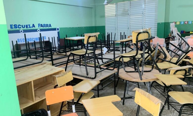 Distrito Educativo 03-03 de Ocoa garantiza un año escolar exitoso; escuelas reciben mobiliarios