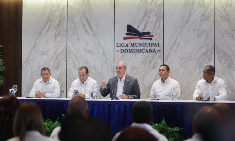 Gobierno lanza Plan Nacional para aceras y contenes del país con una inversión de RD 4,000 millones