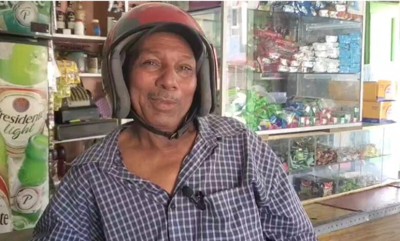 Motoconcho ocoeño segura que vive con cuatro mujeres y la más mayor tiene 80 años