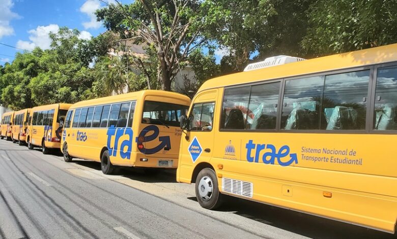 TRAE entrega cinco unidades al Distrito Educativo 03-03 de Ocoa para beneficio estudiantes