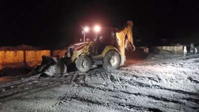 Vehículos ya cruzan por vía Ocoa-Cruce de Ocoa tras aguacero que obstruyó el tránsito