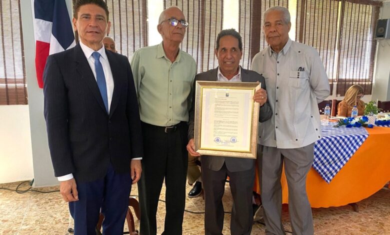 Círculo de Locutores reconoce distinguidas personalidades de Barahona por su aporte a la comunidad