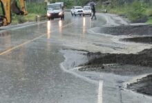Tras publicación en EL OCOEÑO, retiran piedra de vía Ocoa-Cruce de Ocoa