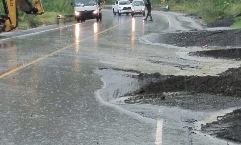 Tras publicación en EL OCOEÑO, retiran piedra de vía Ocoa-Cruce de Ocoa