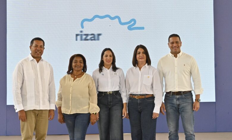 Banreservas bancariza a cientos de ciudadanos en San Juan de la Maguana
