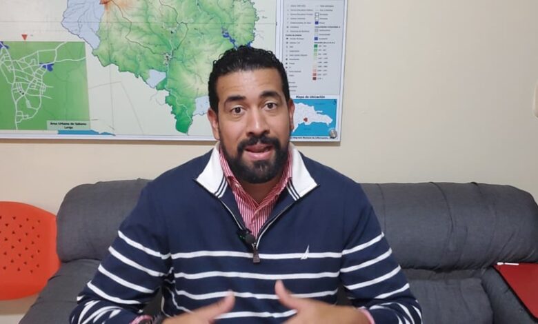 MESCyT evalúa ampliar oferta de becas en Ocoa y fortalecer áreas clave para el desarrollo provincial