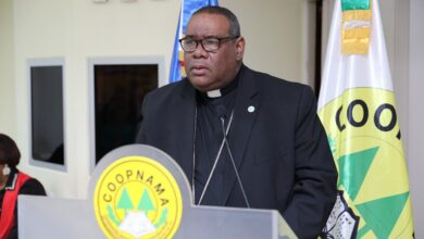 Obispo de Higüey destaca Programa Nacional de Becas de COOPNAMA como una de las iniciativas educativas más importantes del país