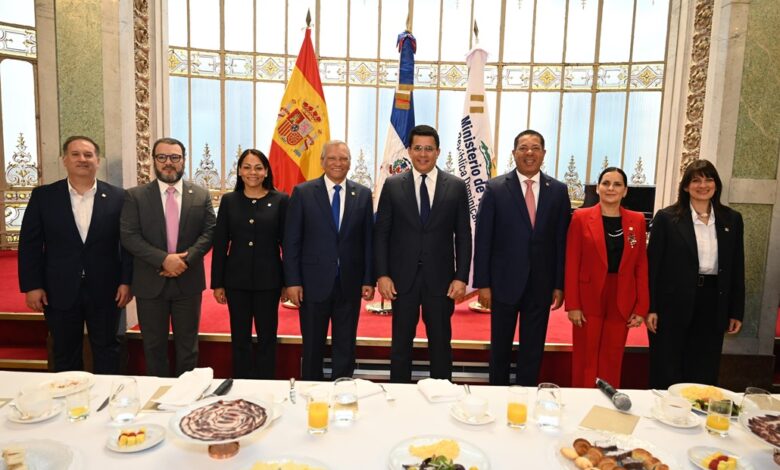 Banreservas lidera en FITUR 2026 con acuerdos de inversión superiores a US$6,500 millones