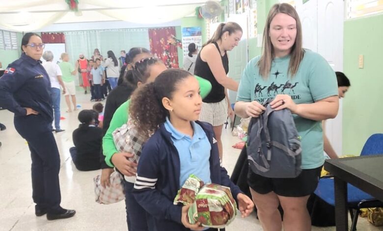 Coordinadora de fundación dice Dios le dió sueño para ayudar a niños y niñas de su país